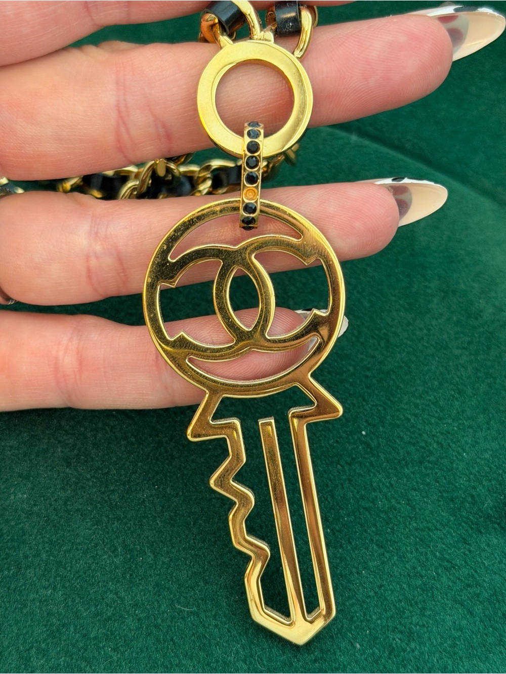 CHANEL 2017 CC Key Necklace - Picture 2 of 4